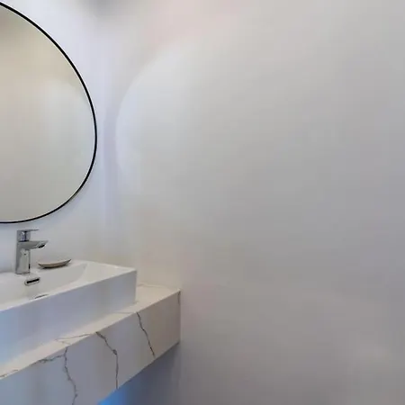 アパート Thalassa 2-bedroom In
