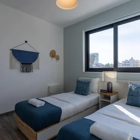 アパート Thalassa 2-bedroom In ラルナカ